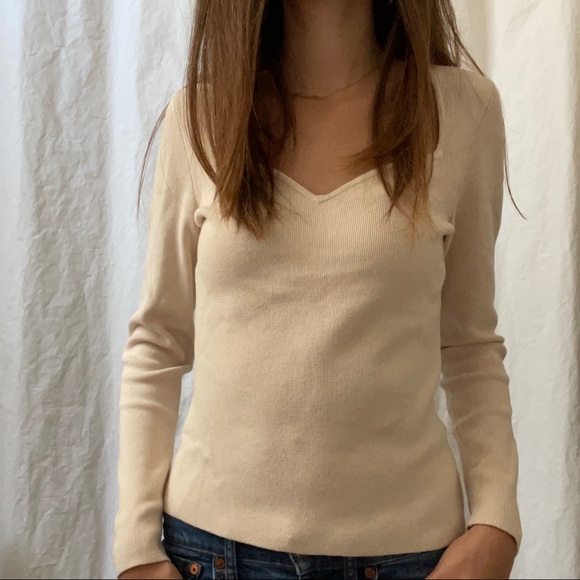NWT Sweetheart Neckline Beige Sweater - Picture 11 of 13